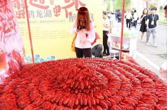 徐春暉：如何利用好農(nóng)業(yè)節(jié)慶活動(dòng)推動(dòng)鄉(xiāng)村旅游發(fā)展