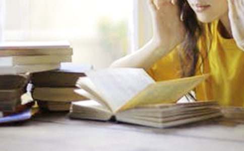 對外貿(mào)易學(xué)院第三屆旅游節(jié)