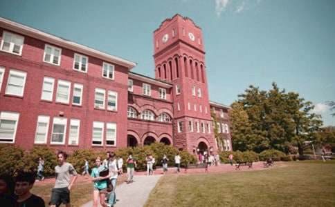 校園文化藝術(shù)節(jié)的策劃書(shū)