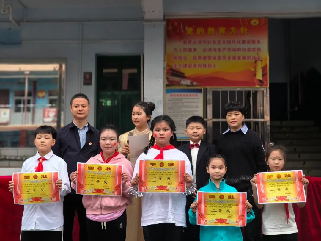 課桌文化主題_課桌文化活動(dòng)策劃_課桌文化活動(dòng)策劃書