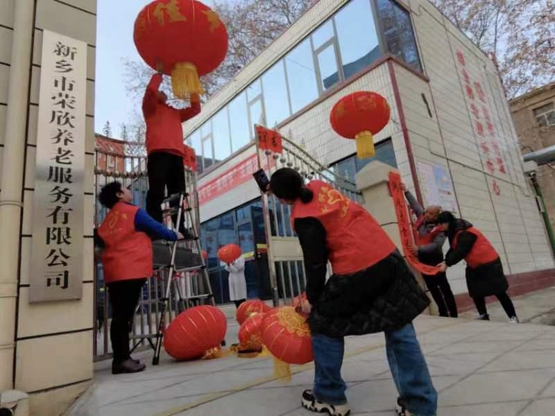 寫春聯(lián)送春聯(lián)宣傳_贈(zèng)送春聯(lián)_2013年春節(jié)免費(fèi)書寫贈(zèng)春聯(lián)活動(dòng)策劃書