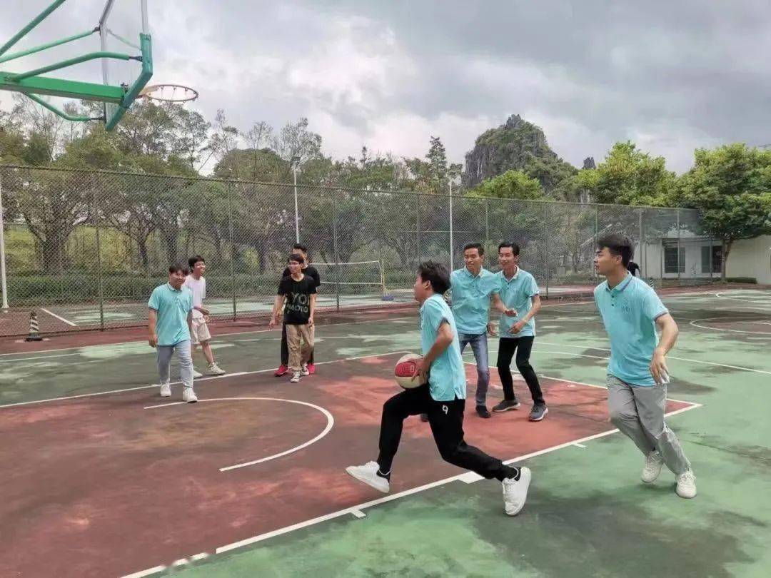 秋游花花大世界作文_花花大世界春游日記_花花大世界秋游活動(dòng)策劃