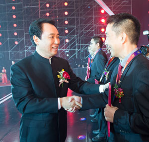 恒大慶典出席官員_恒大慶典官員出席了嗎_恒大董事長(zhǎng)參加閱兵