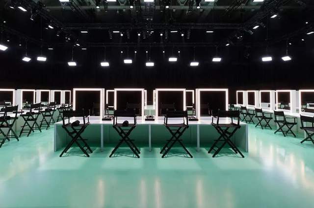 布置舞臺創(chuàng)意圖片_布置舞臺創(chuàng)意說明_舞臺布置創(chuàng)意