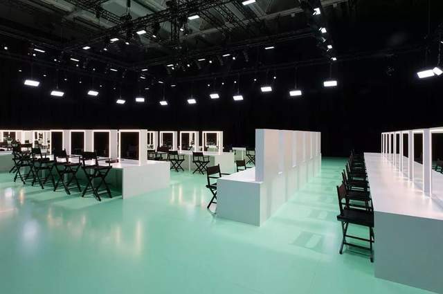 舞臺布置創(chuàng)意_布置舞臺創(chuàng)意圖片_布置舞臺創(chuàng)意說明