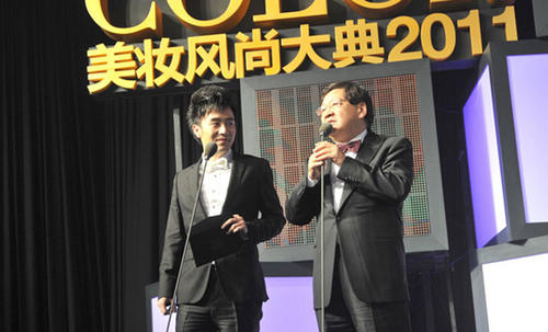 聚美優(yōu)品陳歐的父親_聚美優(yōu)品陳歐創(chuàng)業(yè)成功的原因_陳歐聚美優(yōu)品的廣告詞